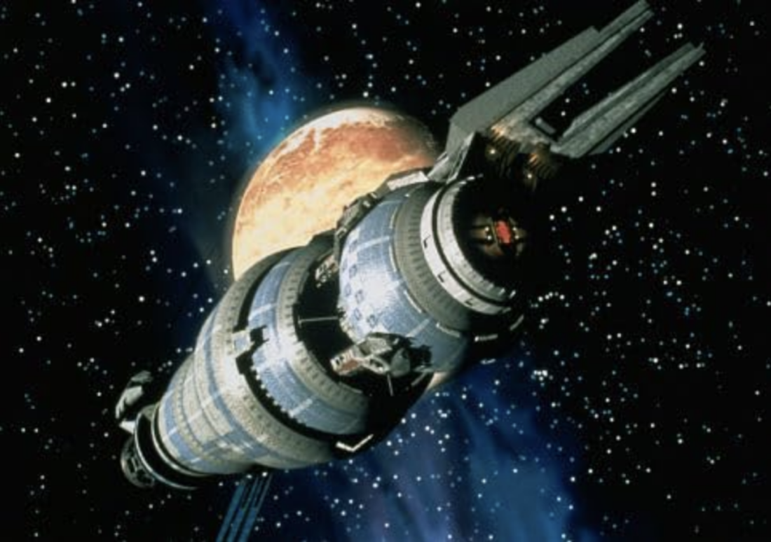 Still of the spacestation Babylon 5 in Bablyon 5: The Gathering (1993)